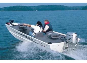 Honda BF 30 Rövid Tribes Csónakmotor Önindítóval, Kiemelés Rásegítővel